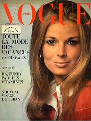 Vintage Vogue magazine covers - wah4mi0ae4yauslife.com - Vogue Paris June July 1969.jpg
